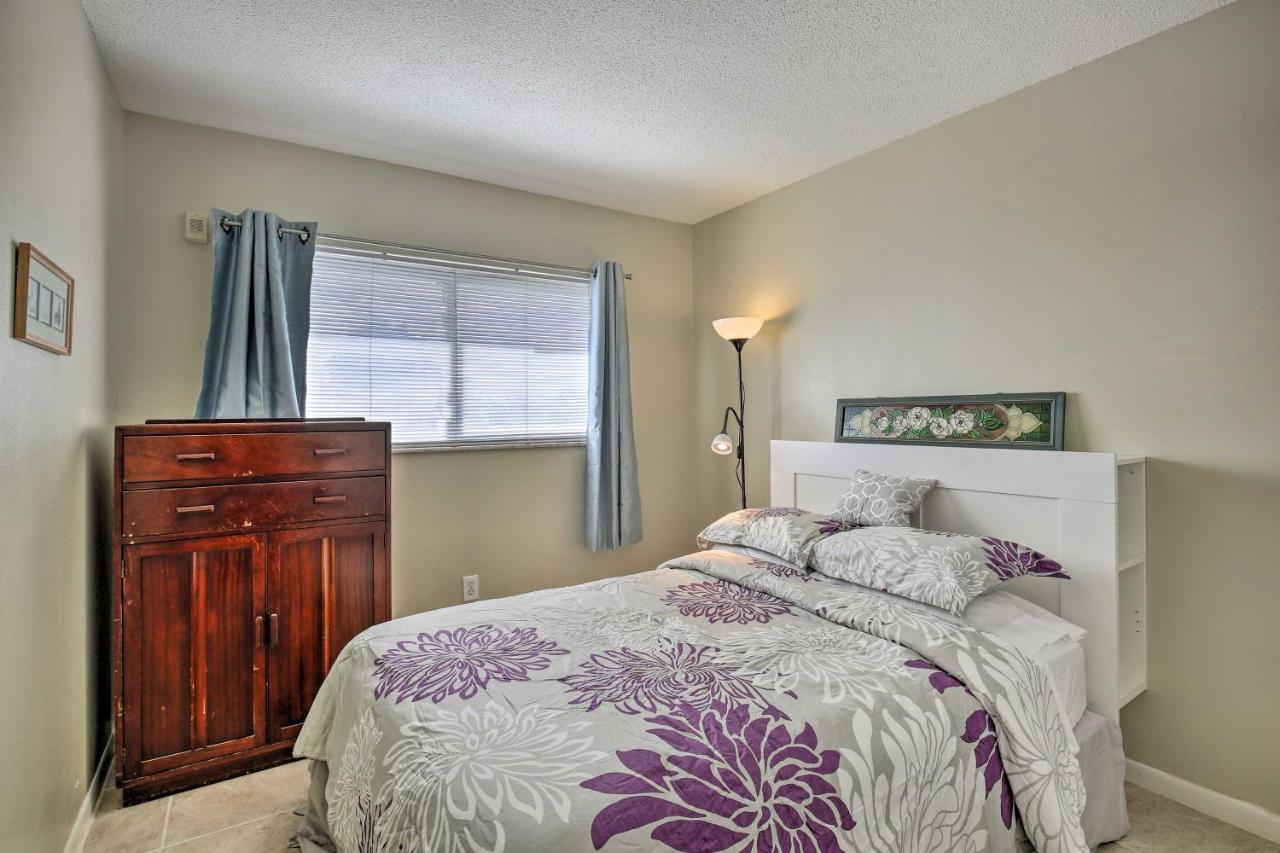 St Pete Condo With Heated Pool - Less Than 1 Mi To Beach! St. Pete Beach Exterior photo